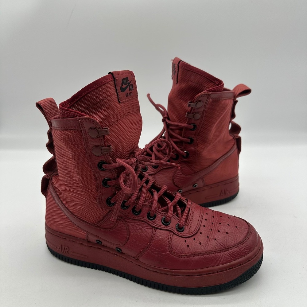 Nike 857872-600 Women Size 8 SF Air Force 1 High Cedar Red Tactical Sneaker Boot